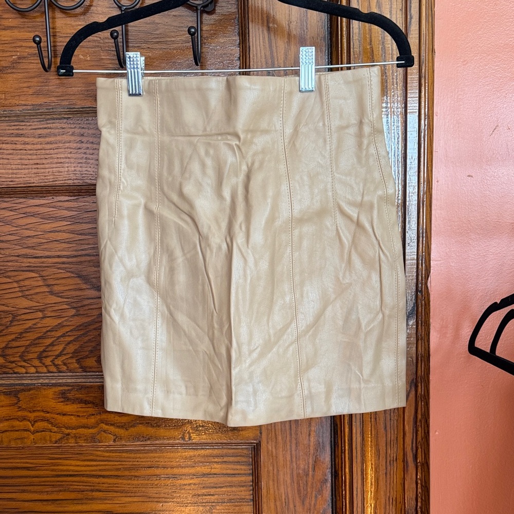 Zara Women’s Tan Faux Leather Mini Skirt - Classic High-Waist Short